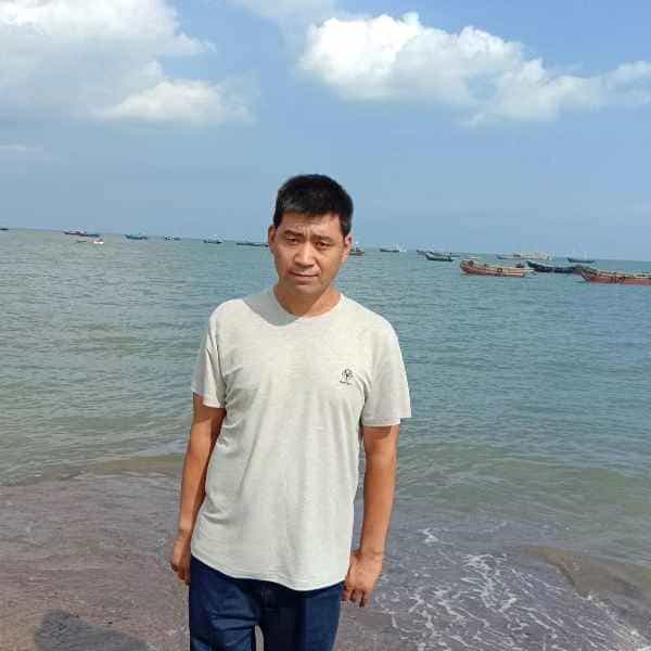 44岁岁辽宁单身帅哥 - 漳州吉缘网